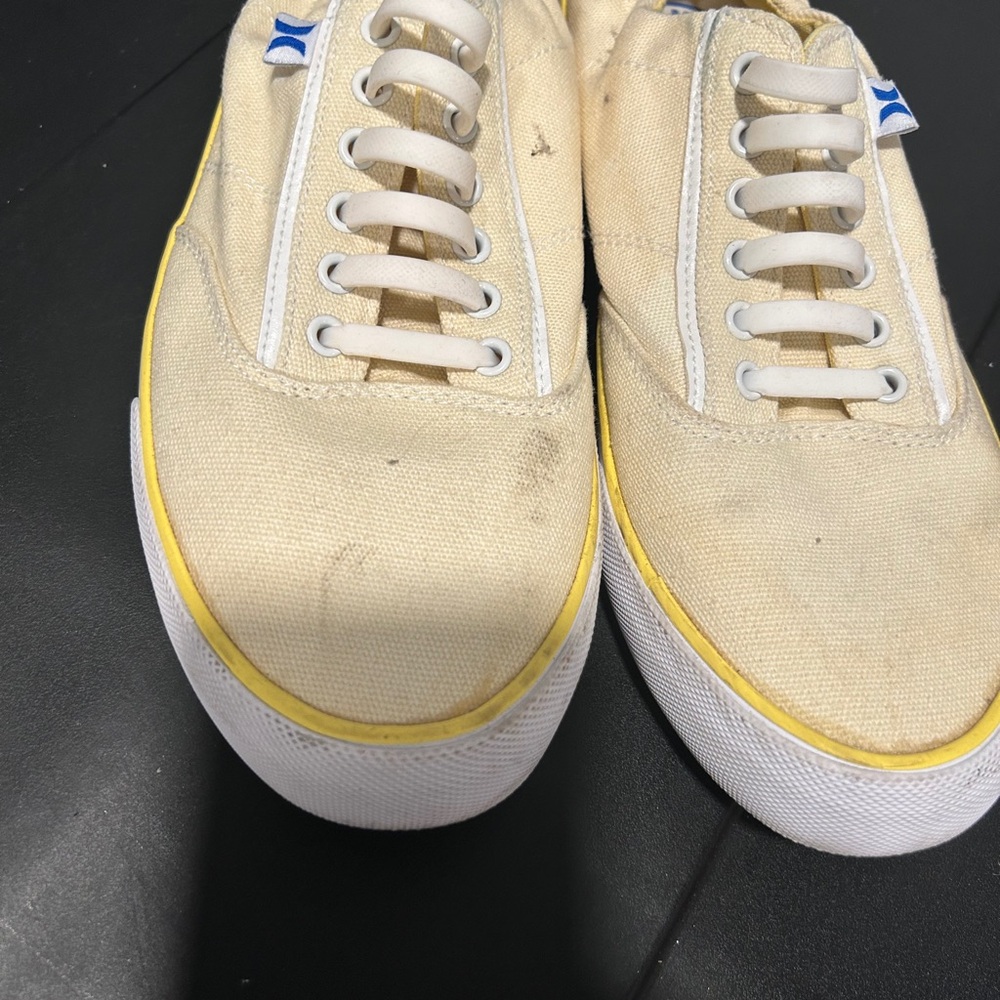 Hurley Cream and Yellow Women's Sneakers
